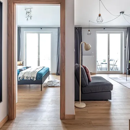 Superapart Urugwajska 38 *