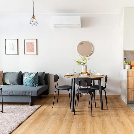 Superapart Urugwajska 38 *