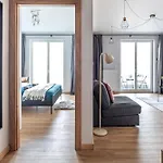 Superapart Urugwajska 38 *